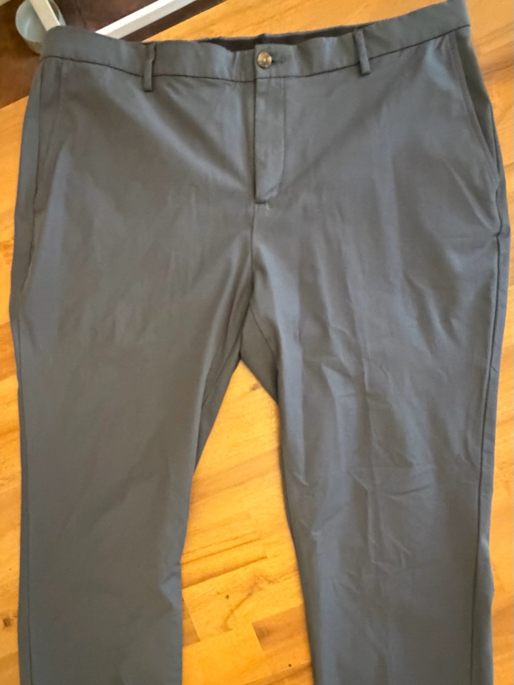 Jos. A. Bank Traveler Men's Gray Slim Fit Chinos 40x30